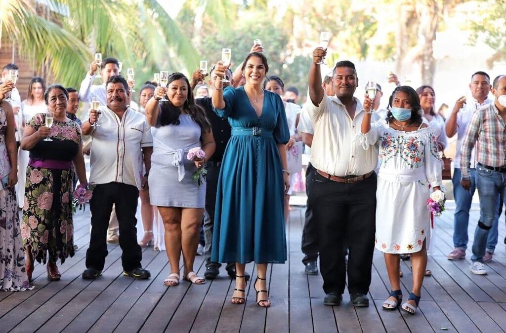 Promueve el Gobierno de Bahía de Banderas, bodas colectivas