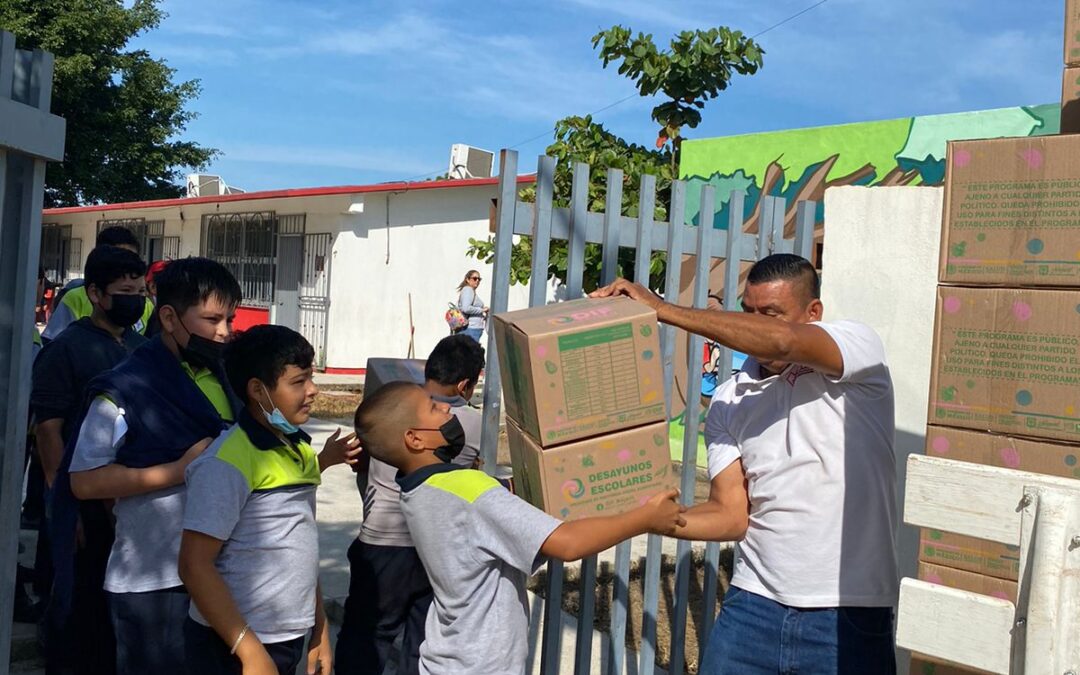 Cerca de 7 mil apoyos alimentarios entrega el DIF de Bahía de Banderas