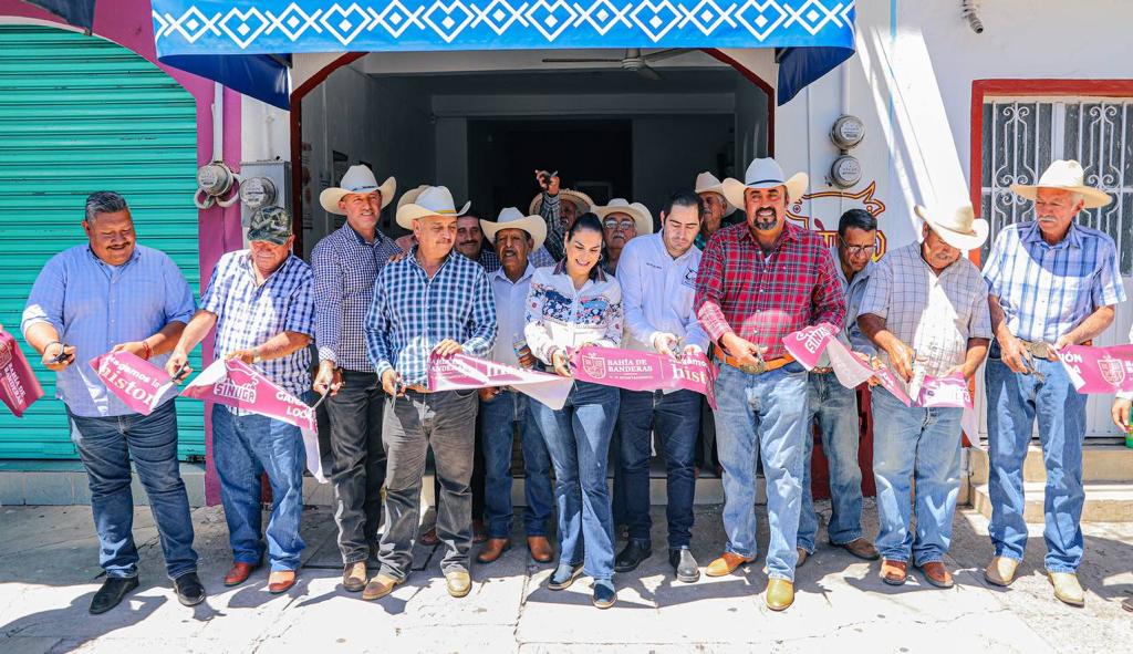 Inaugura Mirtha Villalvazo oficinas del SINIIGA en San Juan de Abajo, en pro de la ganadería de Bahía de Banderas