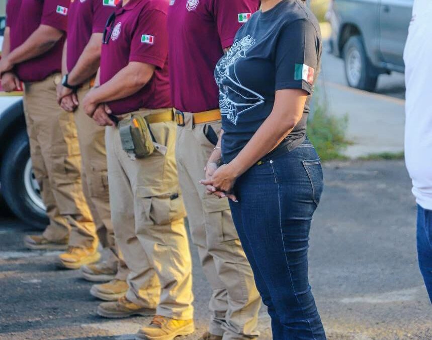 Participa Mirtha Villalvazo en el cambio de guardia de esta mañana, en la Dirección de Protección Civil de Bahía de Banderas